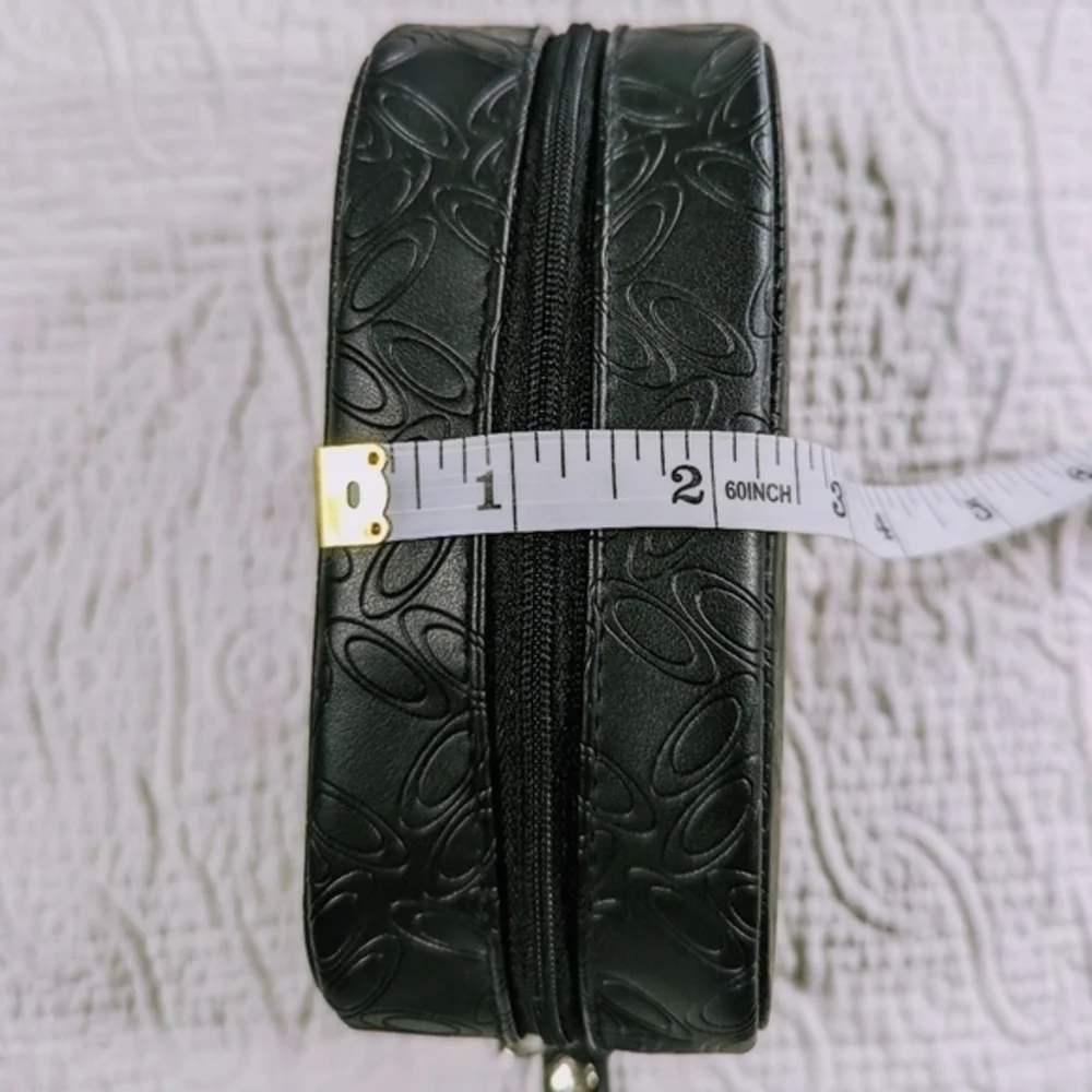 Oakley Authentic Sunglass Case Black‎ Zipper With Wrist Strap
